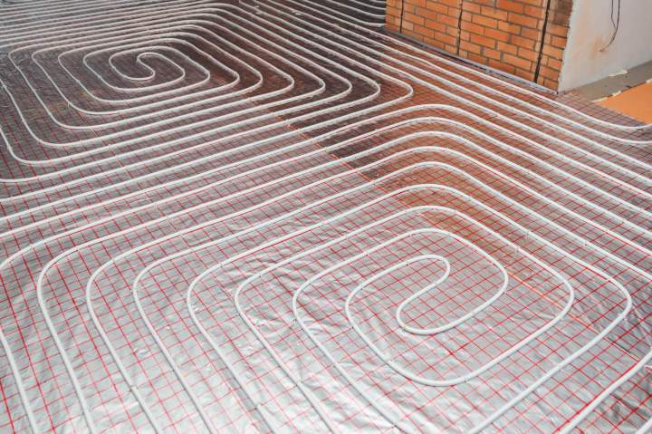 Installation de planchers chauffants, Blainville